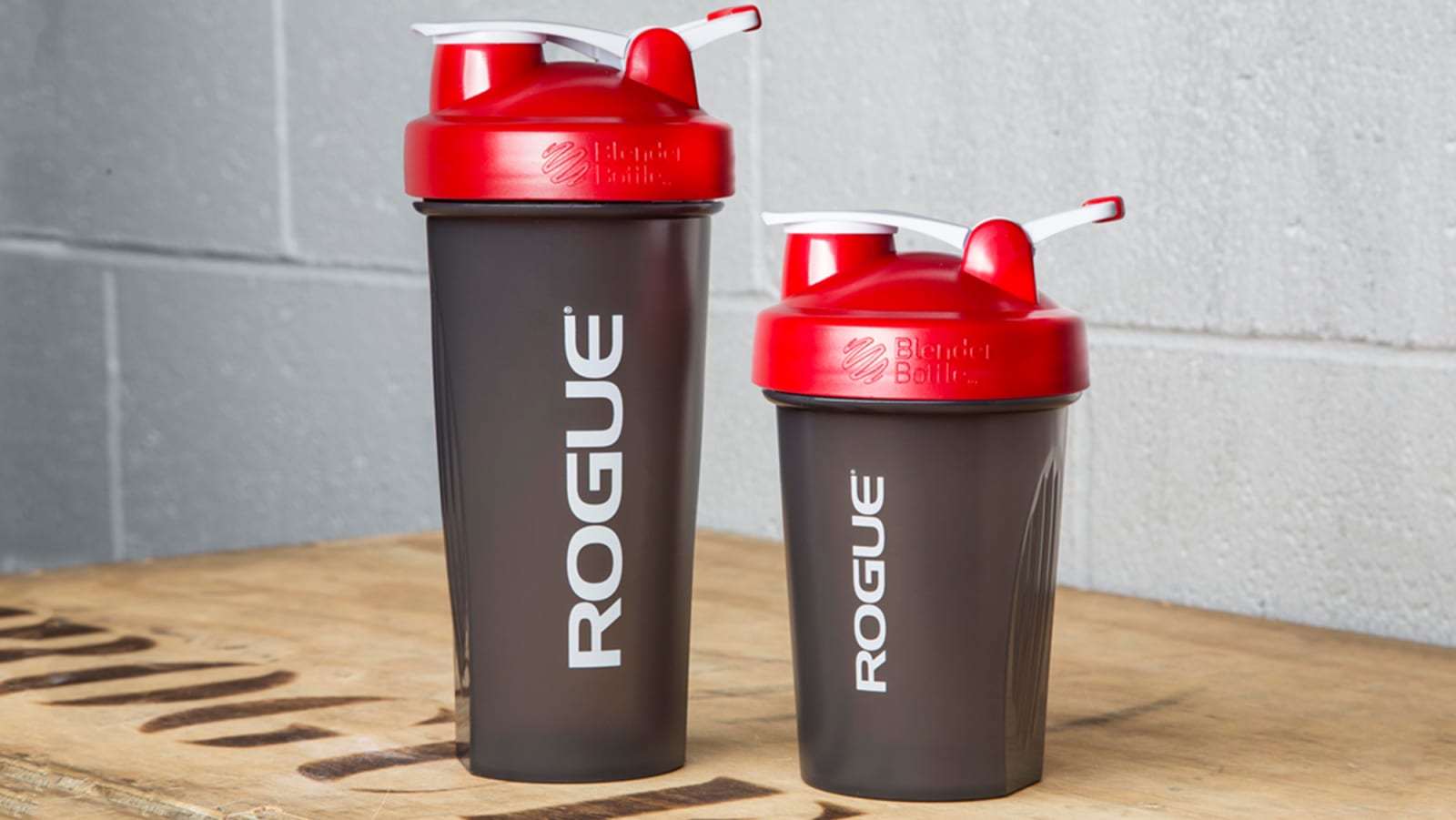 BlenderBottle® Rogue BlenderBottle® Classic™ 1 BlenderBottle® Rogue BlenderBottle® Classic™
