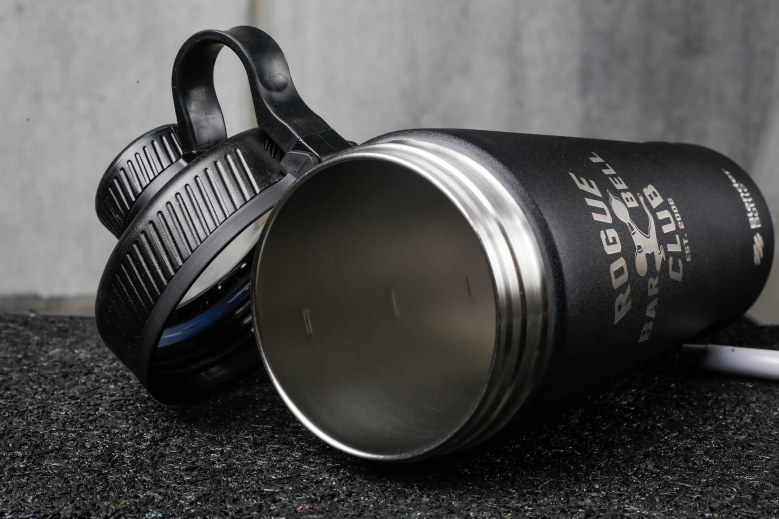 Rogue BlenderBottle Radian Insulated Stainless Steel BlenderBottle® Rogue BlenderBottle Radian Insulated Stainless Steel -Mueller Shop BB0026 WEB4 bw1oh1