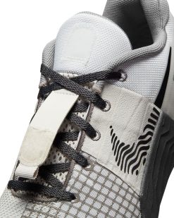 Nike Metcon 8 - Men's 9 Nike Metcon 8 - Men's -Mueller Shop DO9328004 WEB6 roizsy