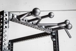 Rogue Fitness Rogue Monster Crown Pull-up Bar -Mueller Shop RA0842 WEB3 fo02u1